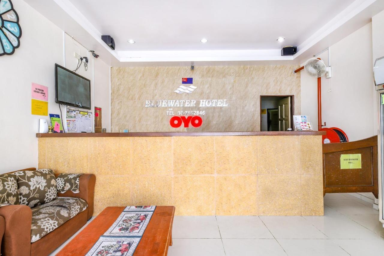 Отель Oyo 89763 Bluewater Мерсинг Экстерьер фото